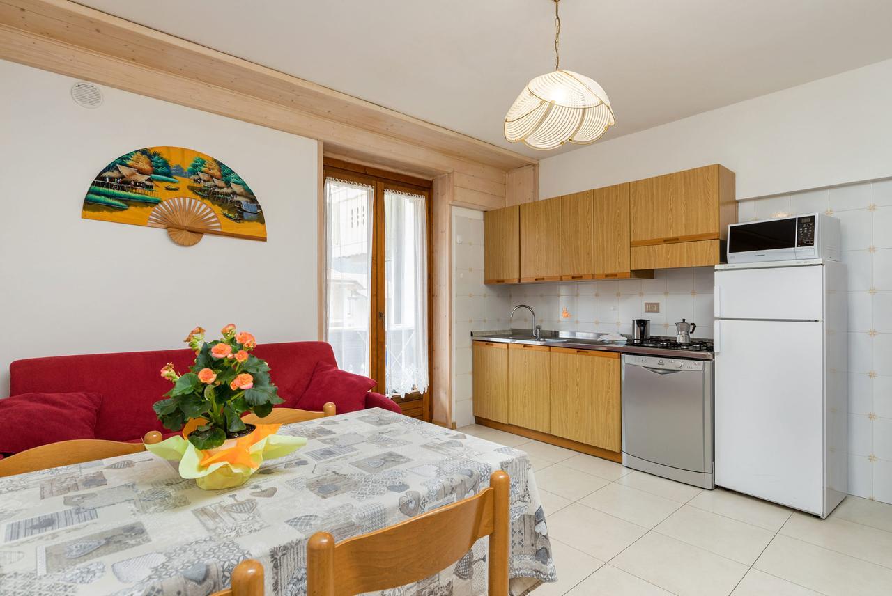 Appartamenti Residenza Pineta Molveno Buitenkant foto