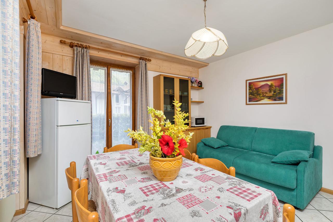 Appartamenti Residenza Pineta Molveno Buitenkant foto